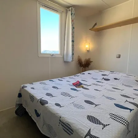 Mobil Spacieux Avec Terrasse Pour 6 Personnes - Api-1-52-937 * La Seyne-sur-Mer